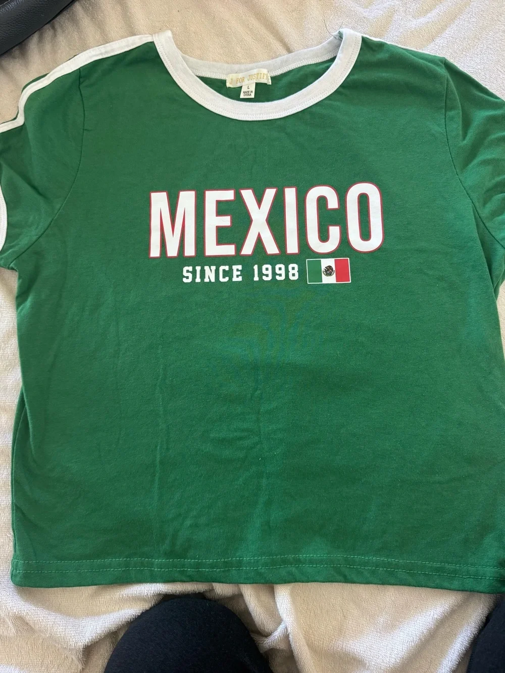 J for Justify Green Mexico Graphic Tee with White Trim Size L